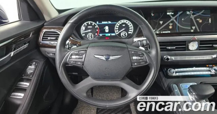 Genesis G90 