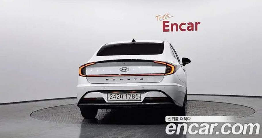 Hyundai Sonata 