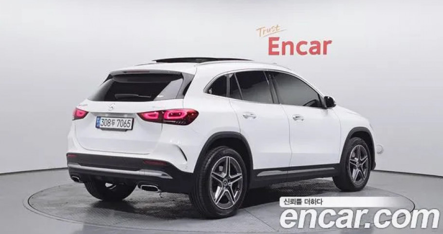 Mercedes-Benz Gla-Class 