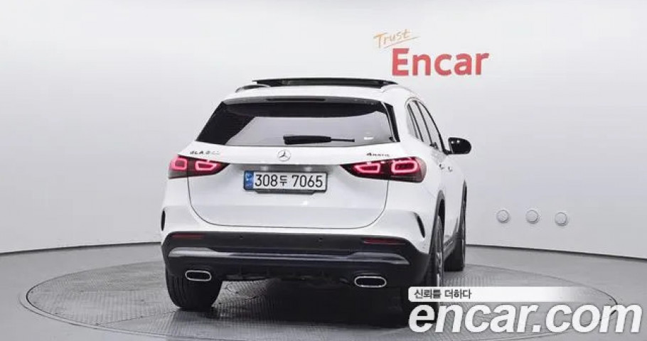 Mercedes-Benz Gla-Class 