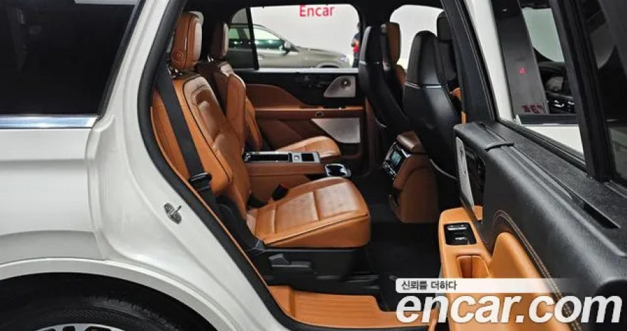 Lincoln Aviator 