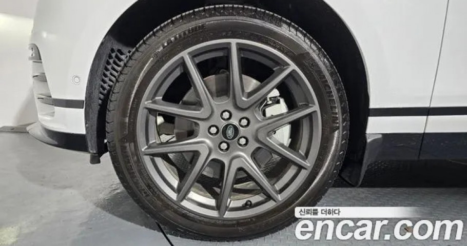 Land Rover Range Rover Velar 