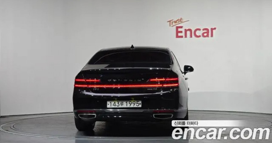 Genesis G90 