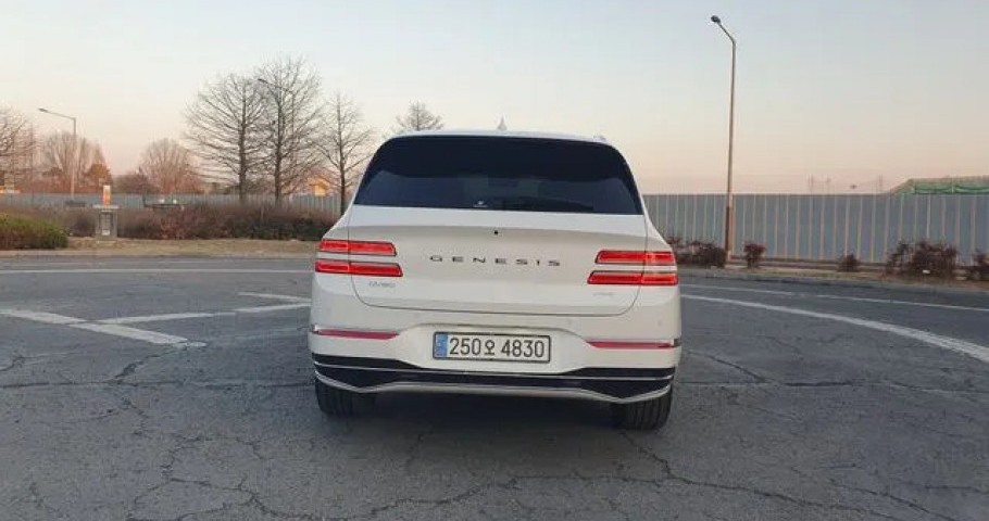 Genesis Gv80 