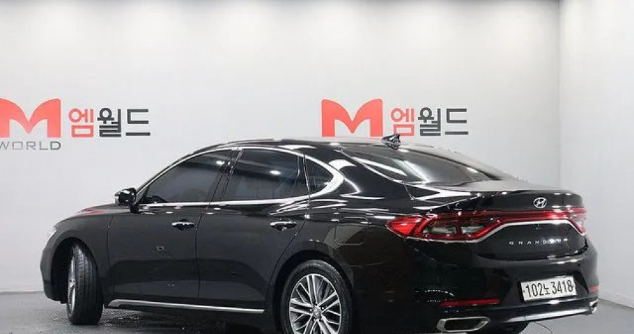 Hyundai Grandeur 