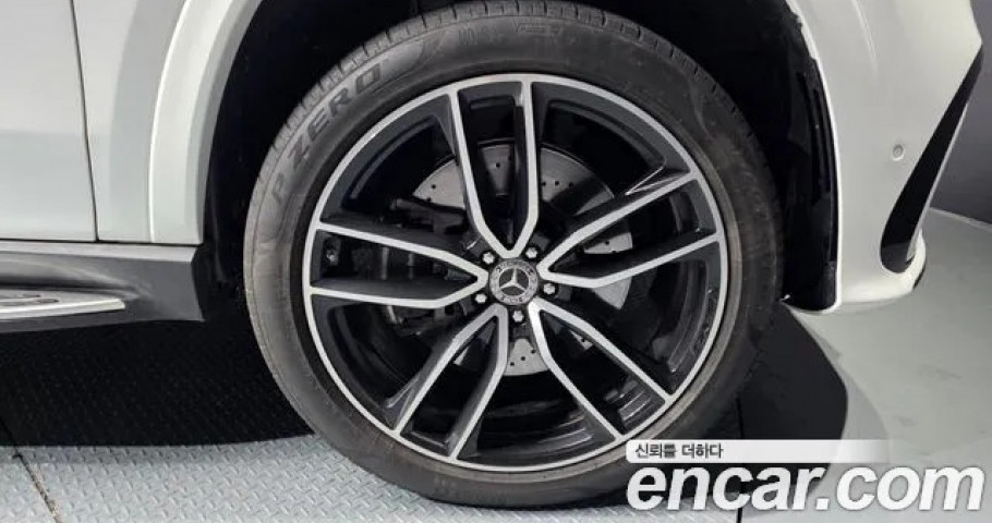 Mercedes-Benz Gls-Class 