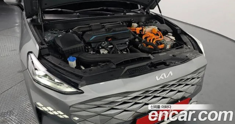 Kia K8 