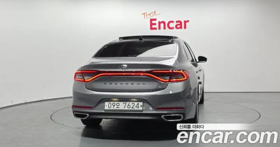 Hyundai Grandeur 