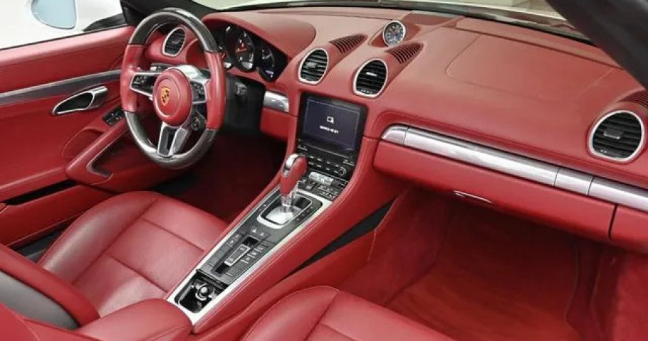 Porsche 718 