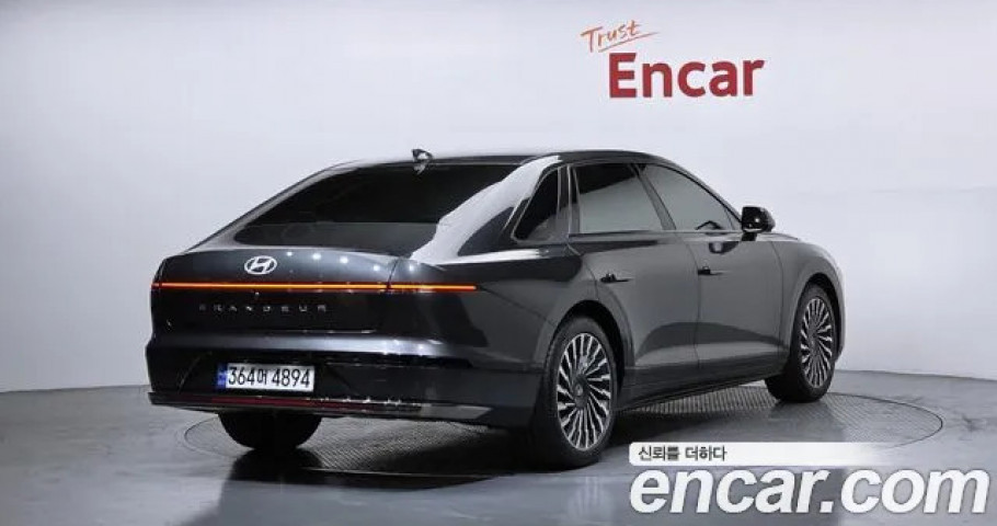 Hyundai Grandeur 