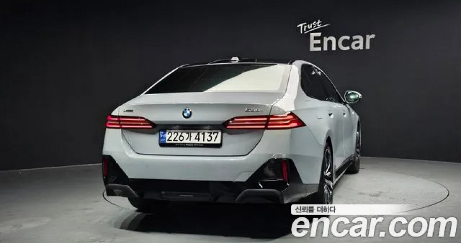Bmw 5-Series 