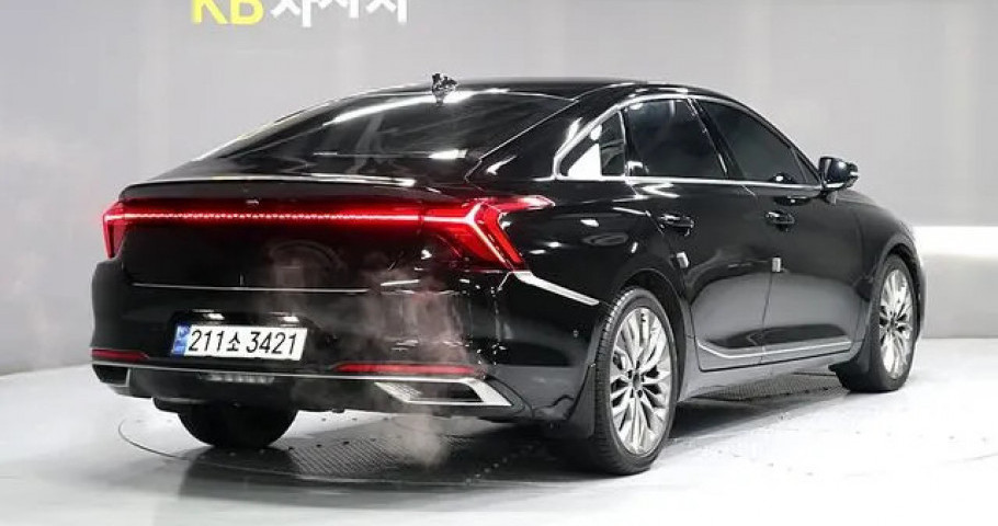 Kia K8 