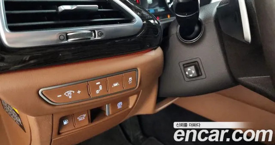 Genesis G90 