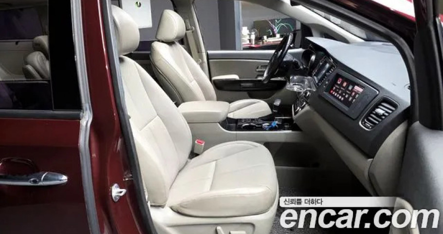 Kia Carnival 
