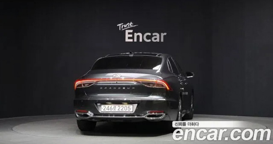 Hyundai Grandeur 