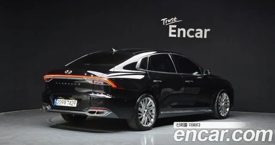 Hyundai Grandeur 