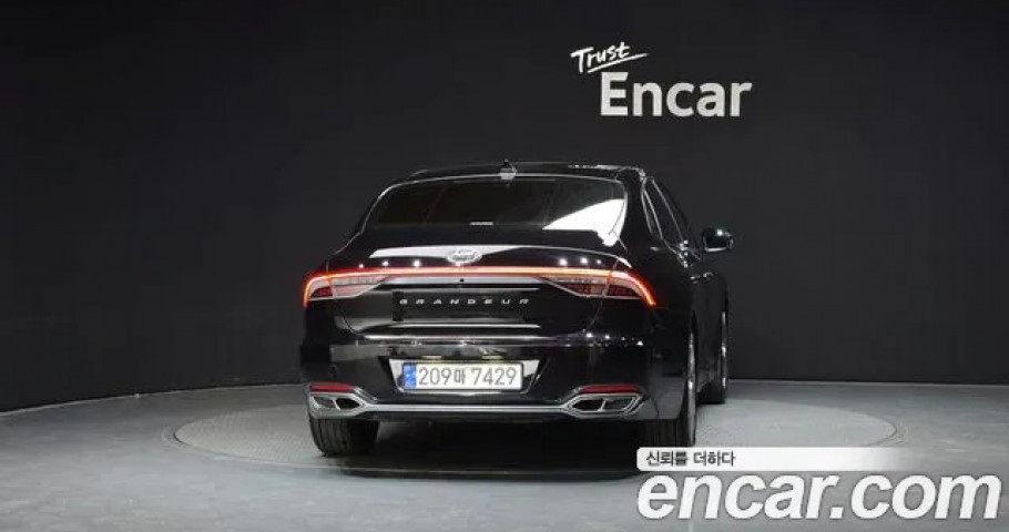 Hyundai Grandeur 