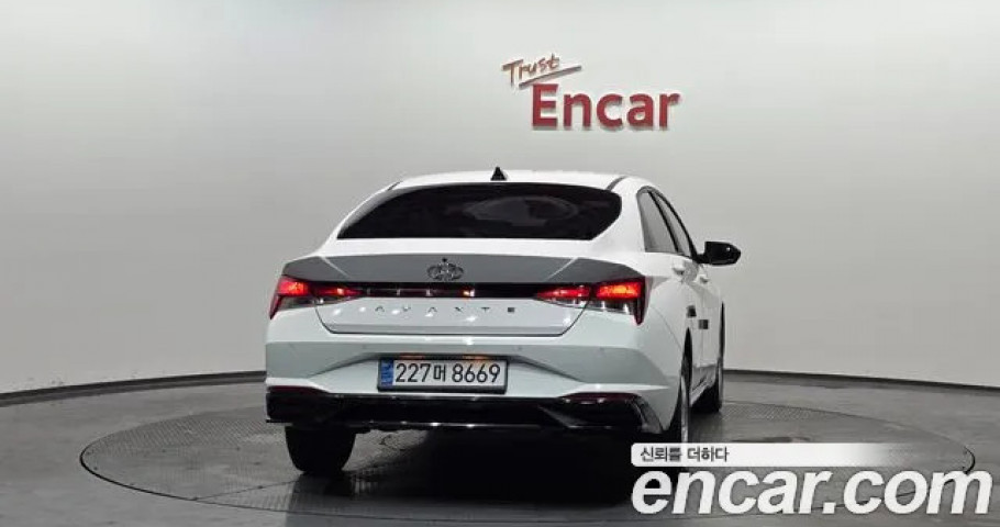 Hyundai Avante (Elantra) 
