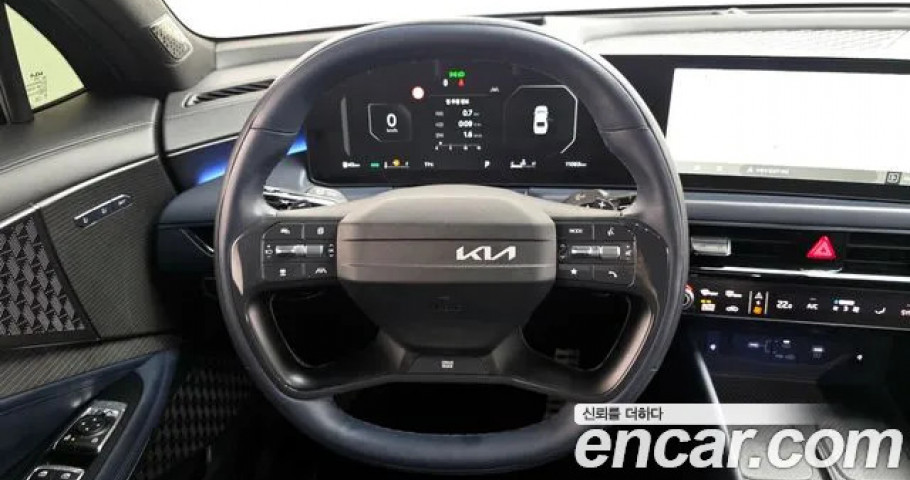 Kia K8 