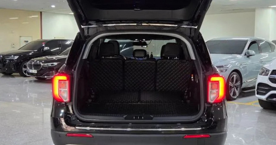 Ford Explorer 