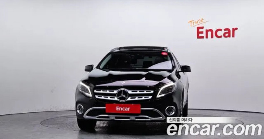 Mercedes-Benz Gla-Class 
