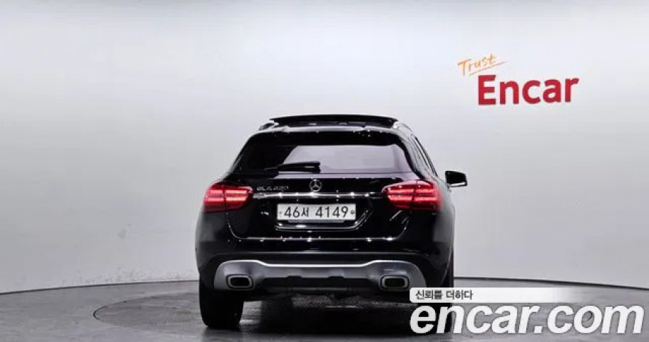 Mercedes-Benz Gla-Class 