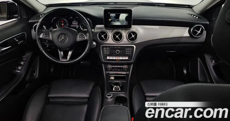 Mercedes-Benz Gla-Class 