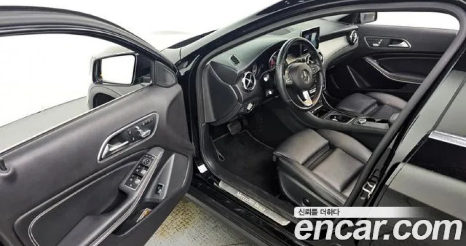 Mercedes-Benz Gla-Class 