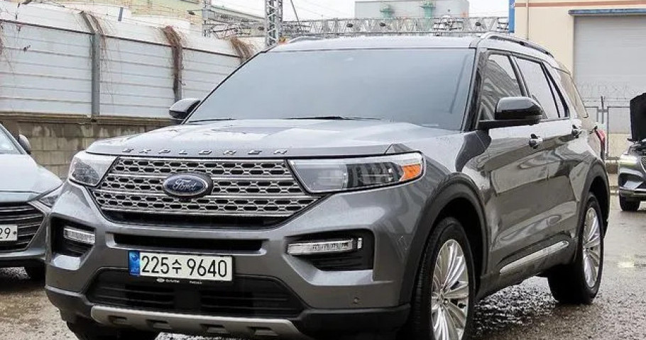 Ford Explorer 