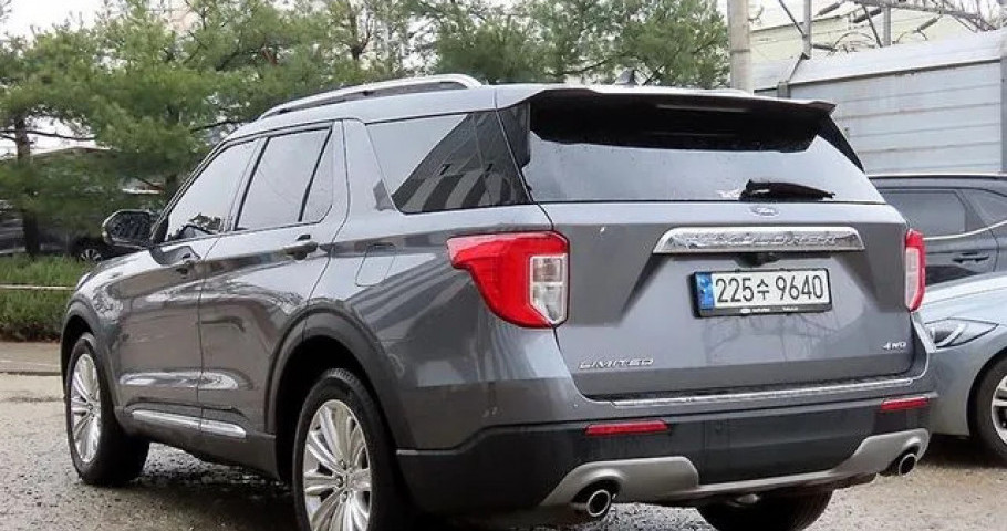 Ford Explorer 