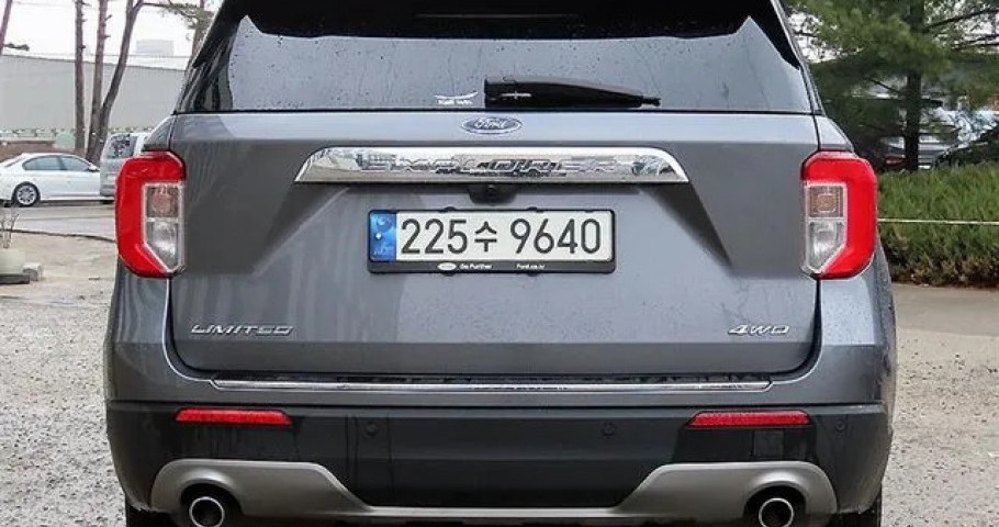 Ford Explorer 
