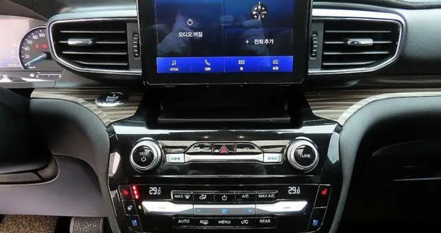 Ford Explorer 