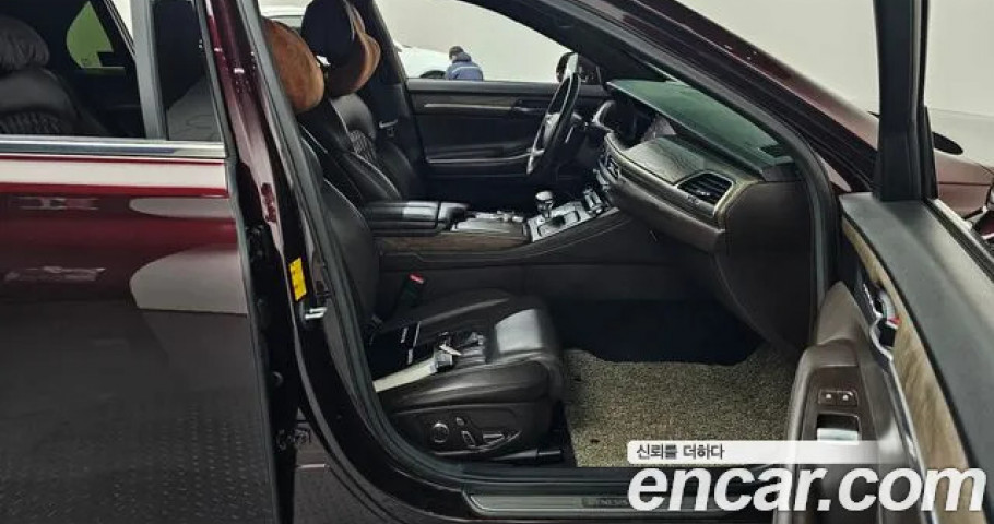 Genesis G90 