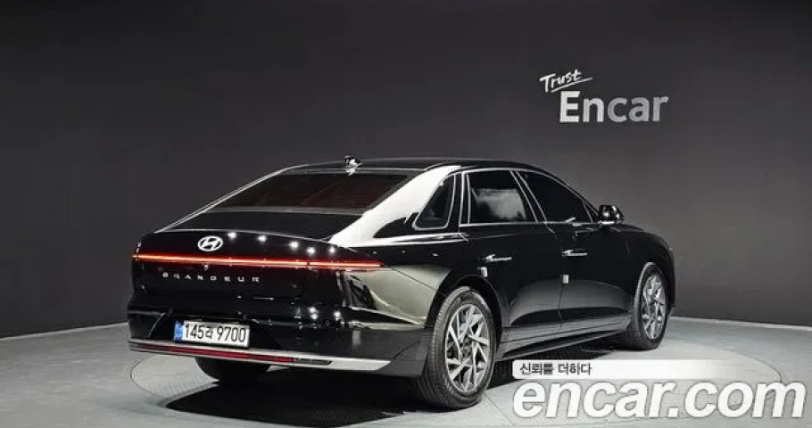 Hyundai Grandeur 