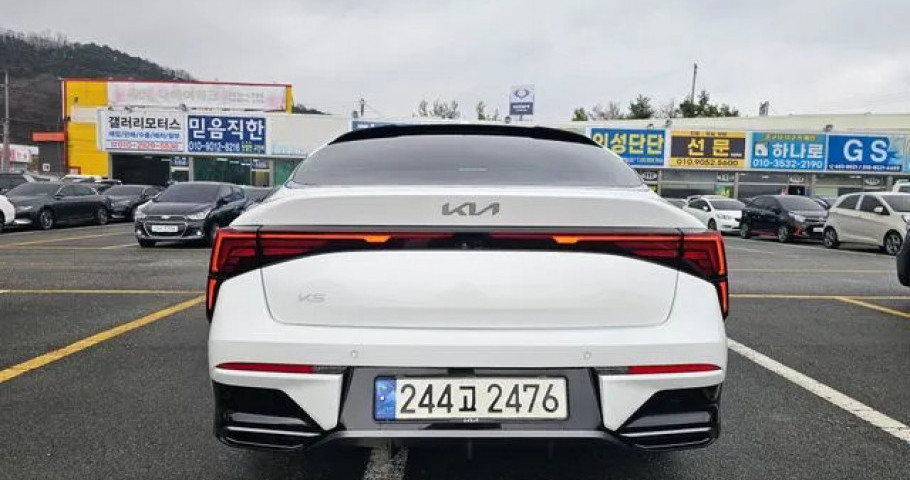 Kia K5 