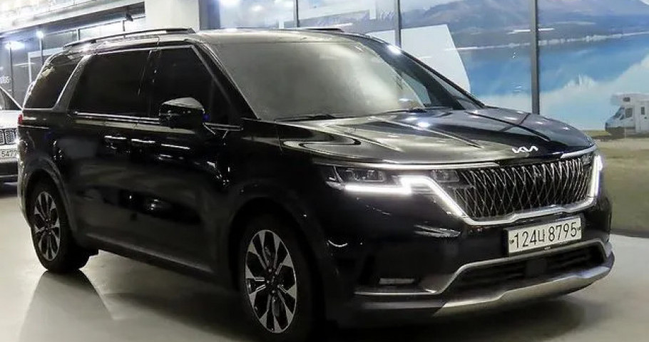 Kia Carnival 