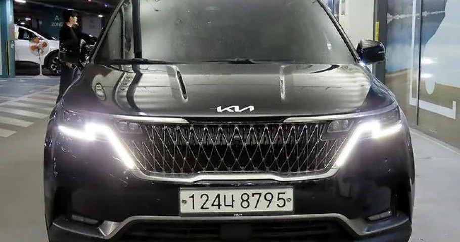 Kia Carnival 