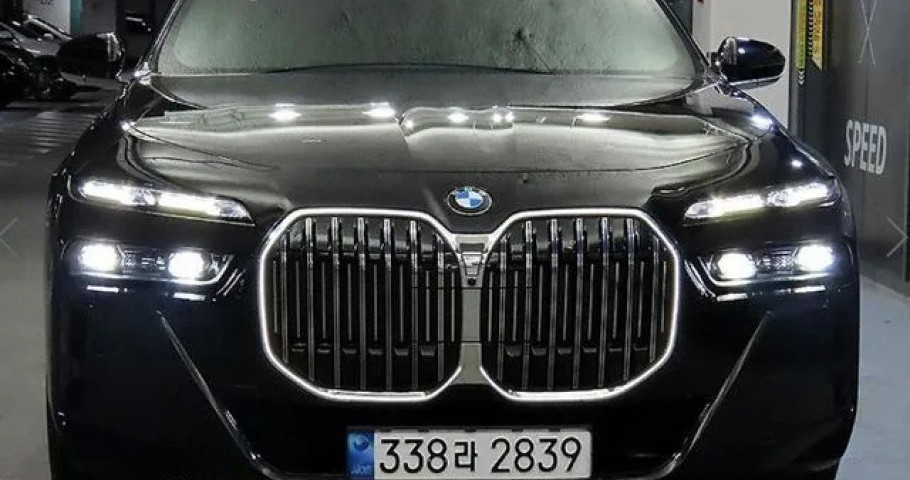 Bmw 7-Series 