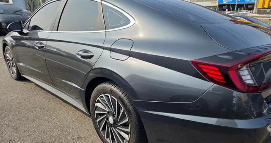 Hyundai Sonata 