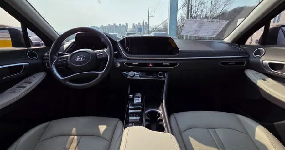 Hyundai Sonata 