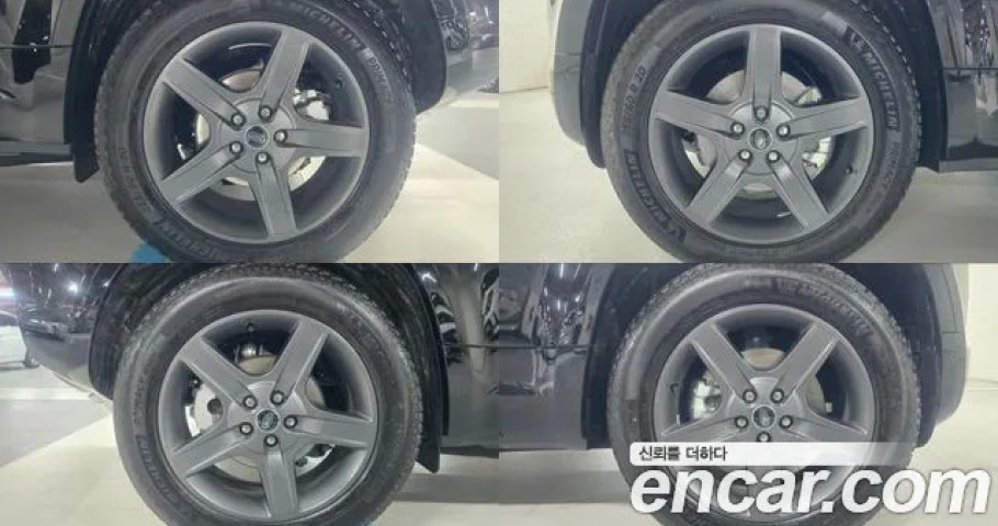 Land Rover Defender 