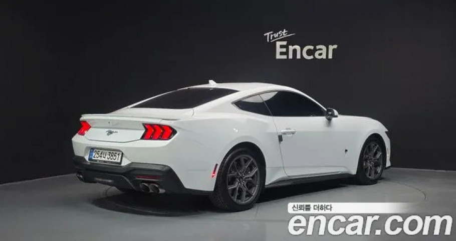 Ford Mustang 