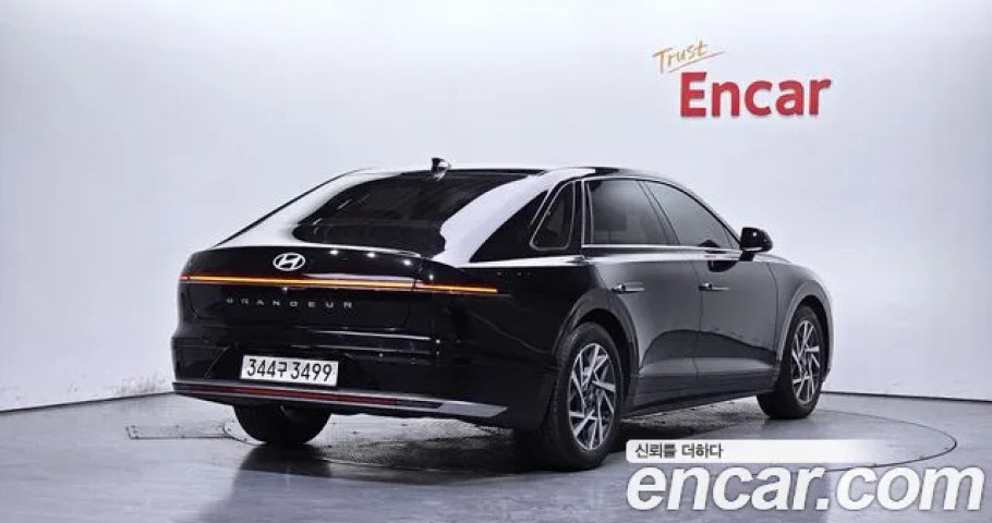 Hyundai Grandeur 