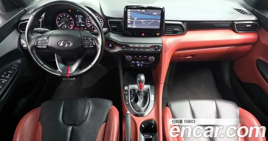 Hyundai Veloster 