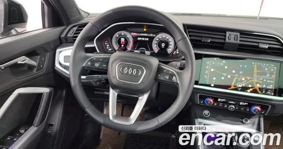 Audi Q3 