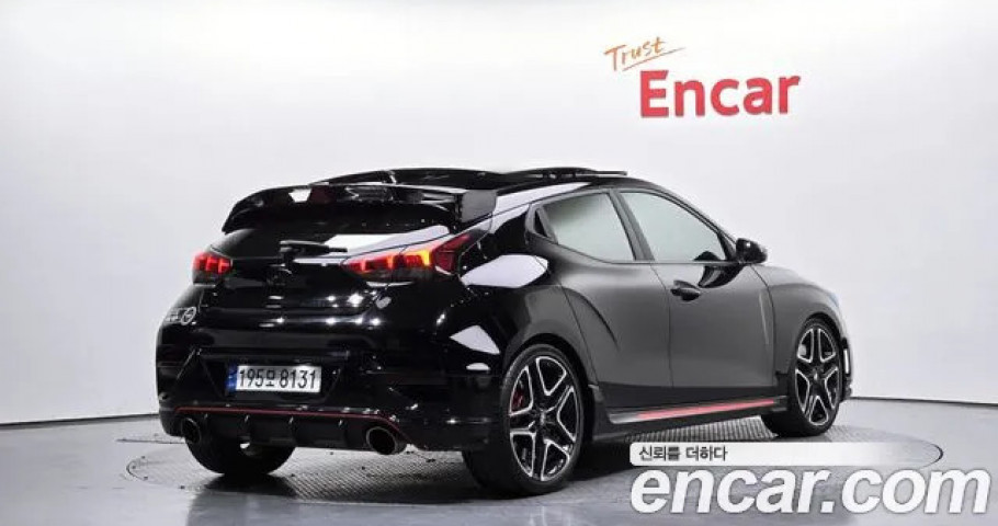 Hyundai Veloster 