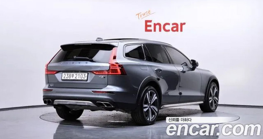 Volvo V60 