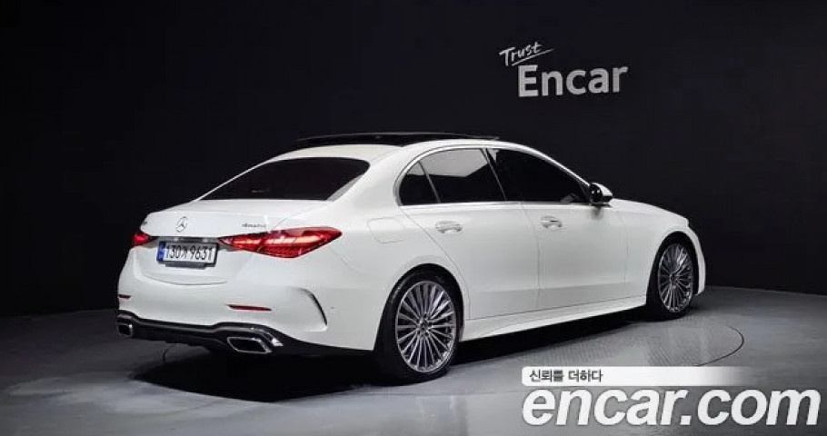 Mercedes-Benz C-Class 