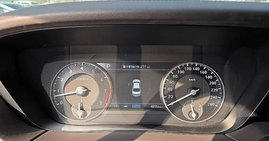 Genesis G90 