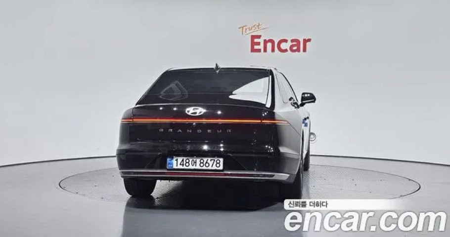 Hyundai Grandeur 